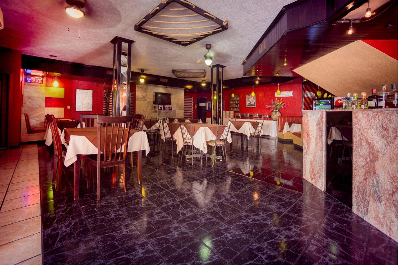 Hotel Torre Monterrey Zewnętrze zdjęcie